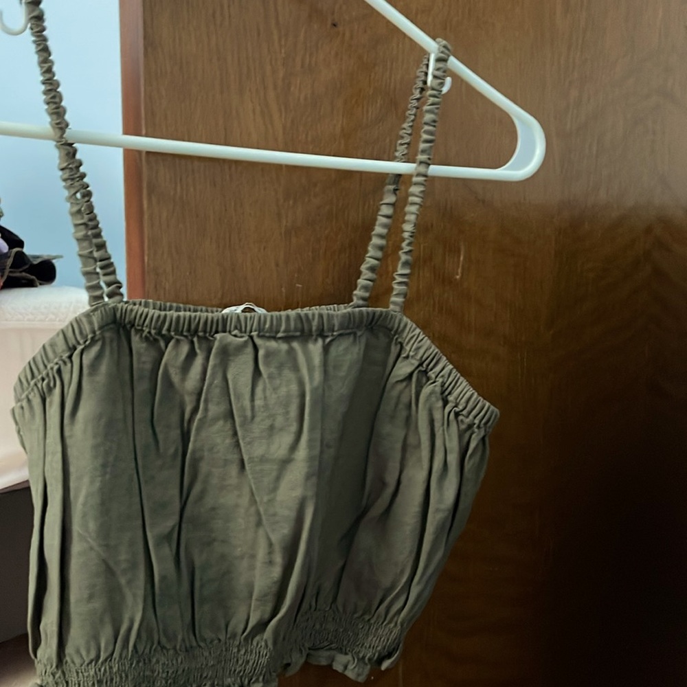 American Eagle Crop top
